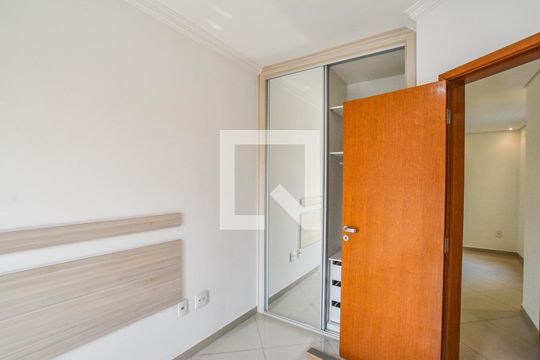 Quarto Suíte de apartamento à venda com 2 quartos, 150m² em Vila Camilópolis, Santo André