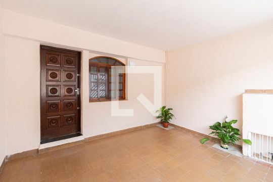 Garagem de casa à venda com 2 quartos, 135m² em Presidente Altino, Osasco