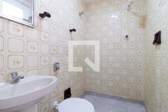 Banheiro 2 de casa à venda com 2 quartos, 135m² em Presidente Altino, Osasco