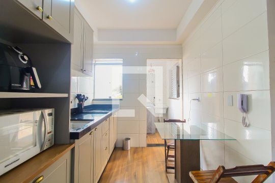 Cozinha de apartamento para alugar com 2 quartos, 34m² em Itaquera, São Paulo