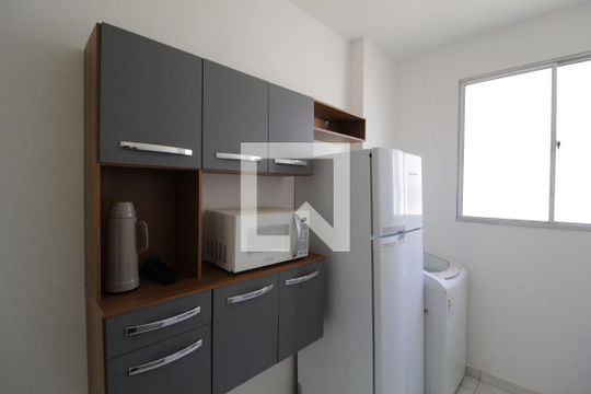 Cozinha de apartamento para alugar com 3 quartos, 60m² em Gávea, Uberlândia