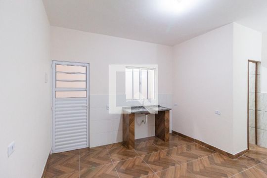 Kitnet/Studio para alugar com 1 quarto, 17m² em Vila Caldas, Carapicuíba