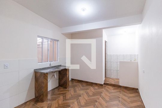 Kitnet/Studio para alugar com 1 quarto, 17m² em Vila Caldas, Carapicuíba