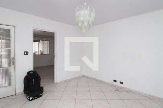 Sala de casa para alugar com 4 quartos, 156m² em Chora Menino, São Paulo