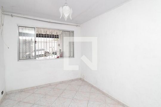 Quarto 1 de casa para alugar com 4 quartos, 156m² em Chora Menino, São Paulo