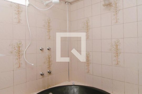 Banheiro da Suíte de casa para alugar com 4 quartos, 156m² em Chora Menino, São Paulo