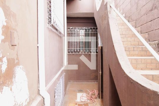 Área de Serviço de casa para alugar com 4 quartos, 156m² em Chora Menino, São Paulo