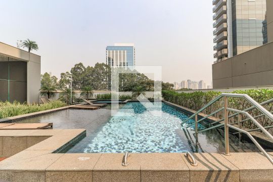 Área comum - Piscina de kitnet/studio para alugar com 1 quarto, 40m² em Itaim Bibi, São Paulo