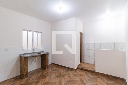 Kitnet/Studio para alugar com 1 quarto, 17m² em Vila Caldas, Carapicuíba