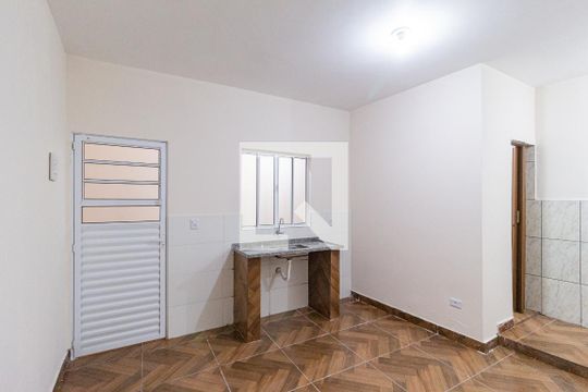 Studio de kitnet/studio para alugar com 1 quarto, 17m² em Vila Caldas, Carapicuíba