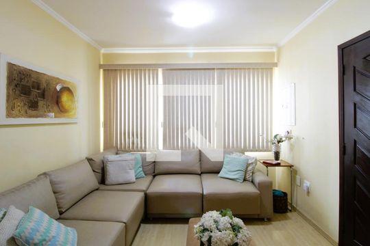Sala de casa à venda com 3 quartos, 178m² em Vila Gustavo, São Paulo