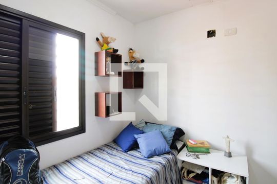 Quarto 2 de casa à venda com 3 quartos, 178m² em Vila Gustavo, São Paulo