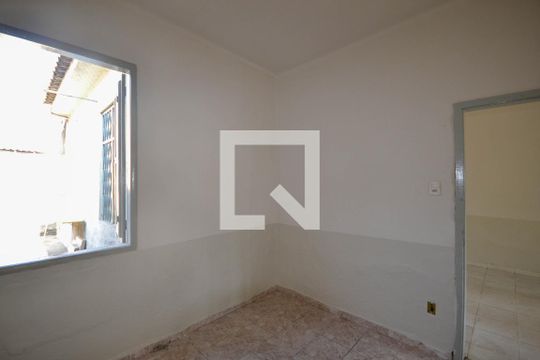 Quarto 2 de casa para alugar com 2 quartos, 120m² em Centro, Nova Iguaçu