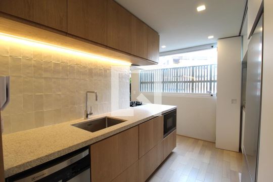 Cozinha e Área de Serviço de apartamento à venda com 1 quarto, 60m² em Vila Nova Conceição, São Paulo