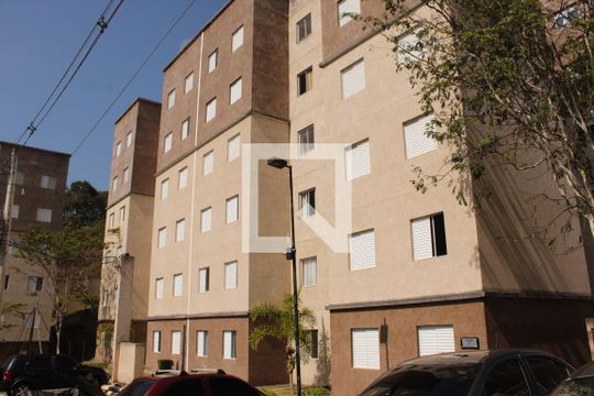 Área comum de apartamento para alugar com 2 quartos, 45m² em Jardim Central, Cotia
