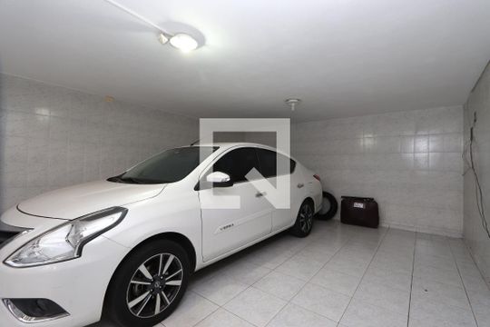 Garagem de casa à venda com 4 quartos, 350m² em Chácara Mafalda, São Paulo