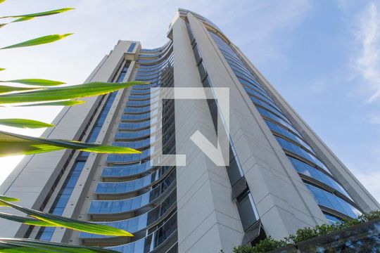 Fachada do bloco de apartamento à venda com 1 quarto, 50m² em Melville Empresarial I E Ii, Barueri