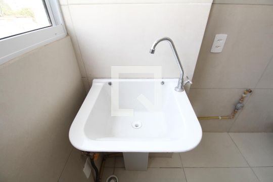 Lavanderia  de apartamento para alugar com 2 quartos, 47m² em Jardim Maria Duarte, São Paulo