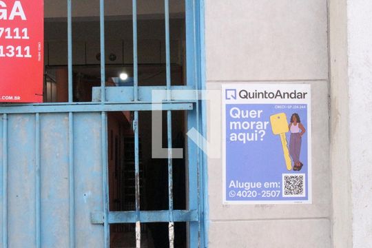 Fachada / Plaquinha de casa à venda com 8 quartos, 120m² em Vila Iguaçu, São Paulo