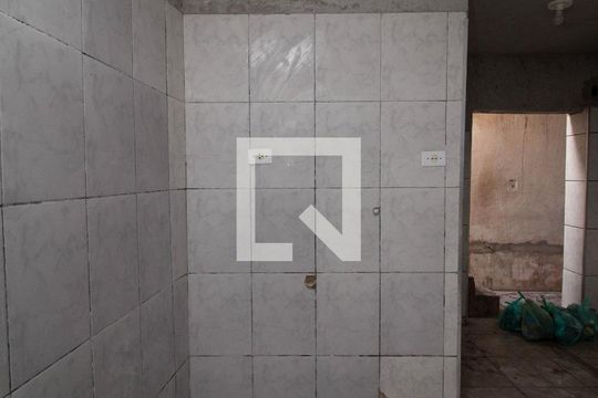 Área de Serviço de casa para alugar com 2 quartos, 90m² em Vila Iório, São Paulo