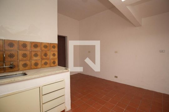 Cozinha de casa para alugar com 2 quartos, 90m² em Vila Iório, São Paulo