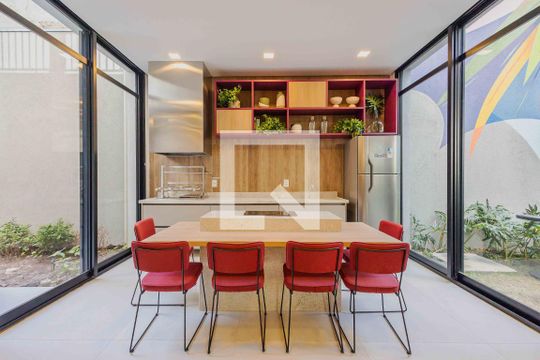 Área comum de kitnet/studio à venda com 1 quarto, 24m² em Vila Madalena, São Paulo
