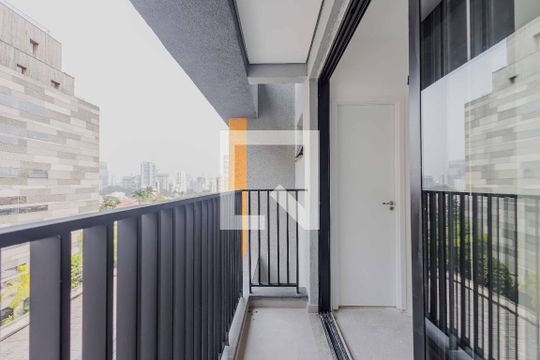 Varanda Quarto de kitnet/studio à venda com 1 quarto, 24m² em Vila Madalena, São Paulo