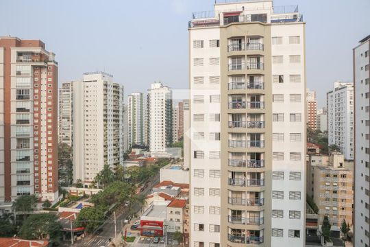 Vista do Quarto de apartamento para alugar com 2 quartos, 75m² em Perdizes, São Paulo