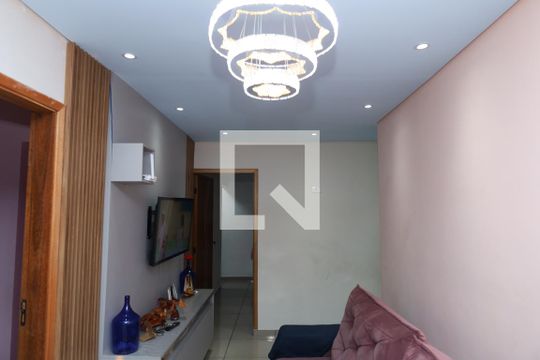 Sala de casa à venda com 7 quartos, 185m² em Parque Guarani, São Paulo