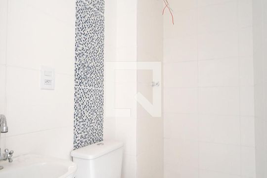Banheiro de apartamento para alugar com 2 quartos, 38m² em Vila Matilde, São Paulo