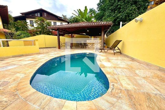 Casa à venda com 4 quartos, 326m² em Vila Progresso, Niterói