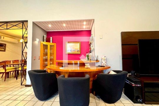 Casa à venda com 4 quartos, 326m² em Vila Progresso, Niterói