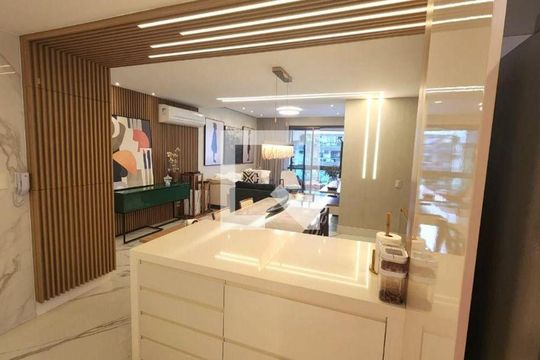 Apartamento à venda com 3 quartos, 126m² em Itaipu, Niterói