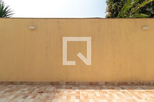 Vista da Sala de Estar de casa de condomínio à venda com 3 quartos, 127m² em Vila Guaca, São Paulo