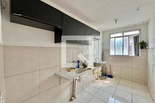 Cozinha  de apartamento à venda com 2 quartos, 50m² em Anil, Rio de Janeiro