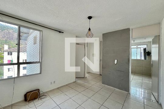 Apartamento à venda com 2 quartos, 50m² em Anil, Rio de Janeiro