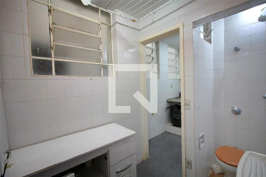 Área de Serviço de apartamento para alugar com 2 quartos, 98m² em Serra, Belo Horizonte