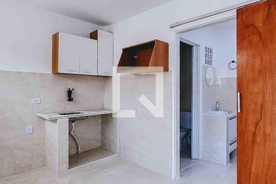Cozinha de kitnet/studio para alugar com 1 quarto, 38m² em Jardim Satélite, São José dos Campos