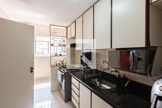 Cozinha de apartamento à venda com 2 quartos, 77m² em Andaraí, Rio de Janeiro