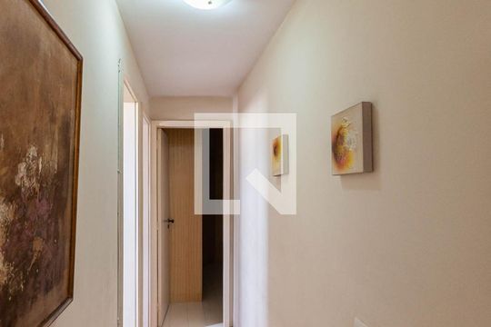 Corredor de apartamento à venda com 2 quartos, 77m² em Andaraí, Rio de Janeiro