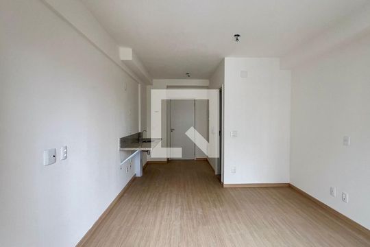 Studio de kitnet/studio para alugar com 1 quarto, 25m² em Pinheiros, São Paulo