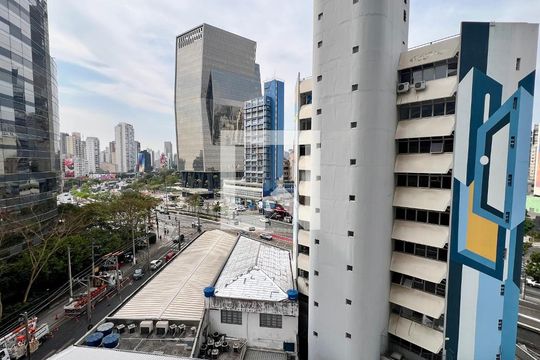 Vista da Sacada de kitnet/studio para alugar com 1 quarto, 25m² em Pinheiros, São Paulo