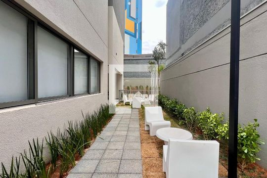 Área comum de kitnet/studio para alugar com 1 quarto, 25m² em Pinheiros, São Paulo