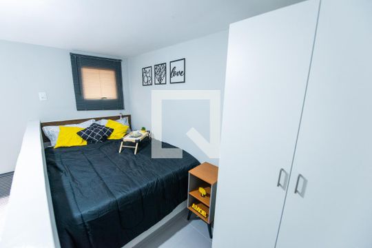 Quarto de kitnet/studio para alugar com 1 quarto, 19m² em Chacara do Visconde, Taubaté