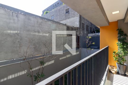 Varanda de apartamento à venda com 1 quarto, 28m² em Vila Madalena, São Paulo