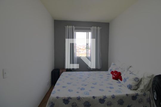 Quarto de apartamento à venda com 1 quarto, 27m² em Jardim Itacolomi, São Paulo