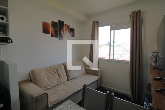 Sala de apartamento à venda com 1 quarto, 27m² em Jardim Itacolomi, São Paulo