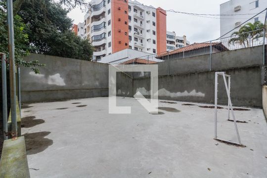 Área comum de apartamento para alugar com 2 quartos, 70m² em Abraão, Florianópolis