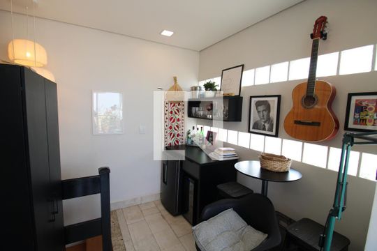 Corredor de apartamento à venda com 3 quartos, 142m² em Vila Dom Pedro Ii, São Paulo