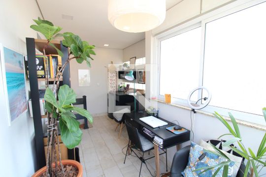 Corredor de apartamento à venda com 3 quartos, 142m² em Vila Dom Pedro Ii, São Paulo